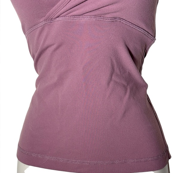 Women's LuluLemon Deep Breath Razor Back Tank Active Lavender Shelf Bra Sz 2 - Picture 5 of 15